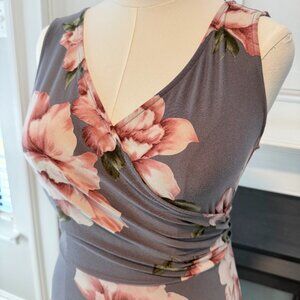 🌸 Kaileigh Gray Floral Wrap Dress (Large) – Romantic & Flowy